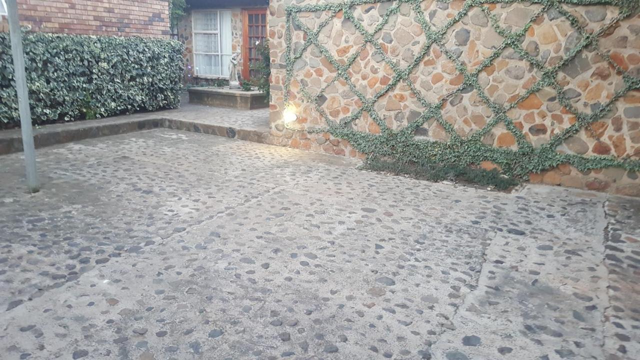Gemsbok Cottage Bethlehem Bagian luar foto